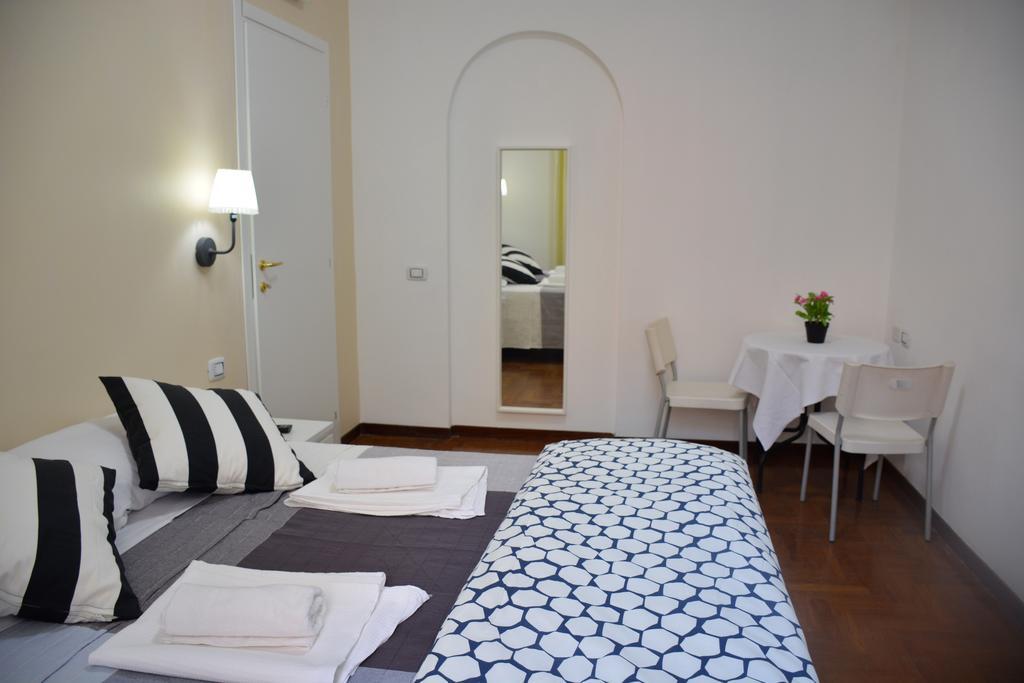 Roma Hotel Srls Exterior foto