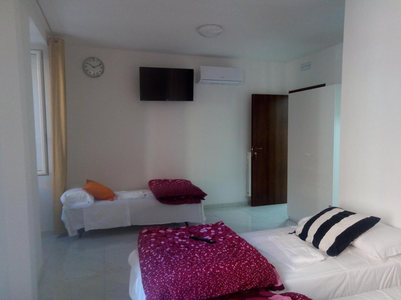 Roma Hotel Srls Exterior foto